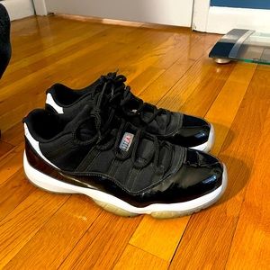 Air Jordan 11 low size 11
